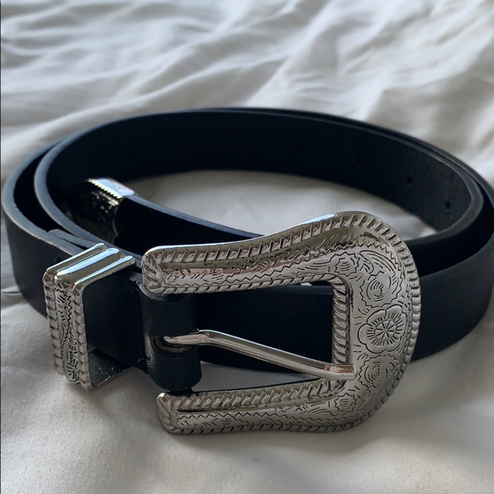 1 Gold Circle Belt & 1 Silver Western Belt, Size S